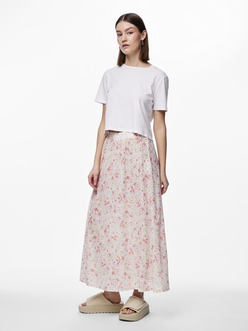 Jupe 'PCAppa' PIECES en blanc