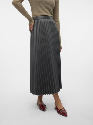 VERO MODA Skirt in Black
