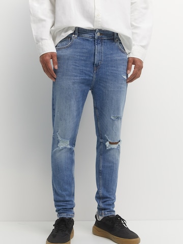 Pull&Bear Slimfit Jeans in Blauw: voorkant