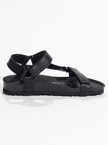 Bayton Sandale 'RIGONI' in Schwarz