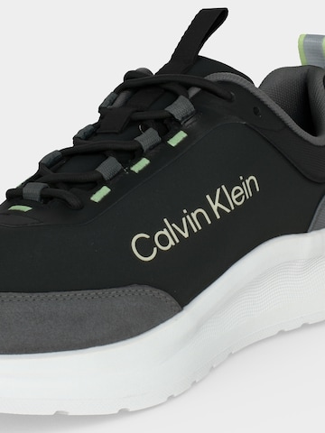Calvin Klein Nízke tenisky - Čierna
