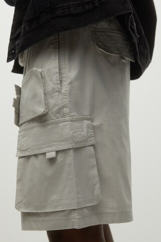 regular Pantaloni cargo di Pull&Bear in grigio