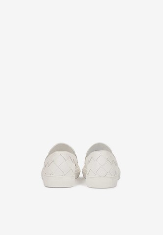 Chaussure basse Kazar en blanc