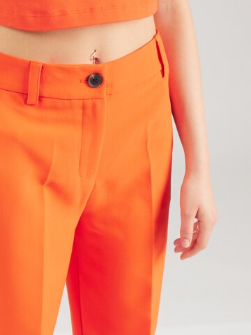 modström Loose fit Pleated Pants 'Gale' in Orange