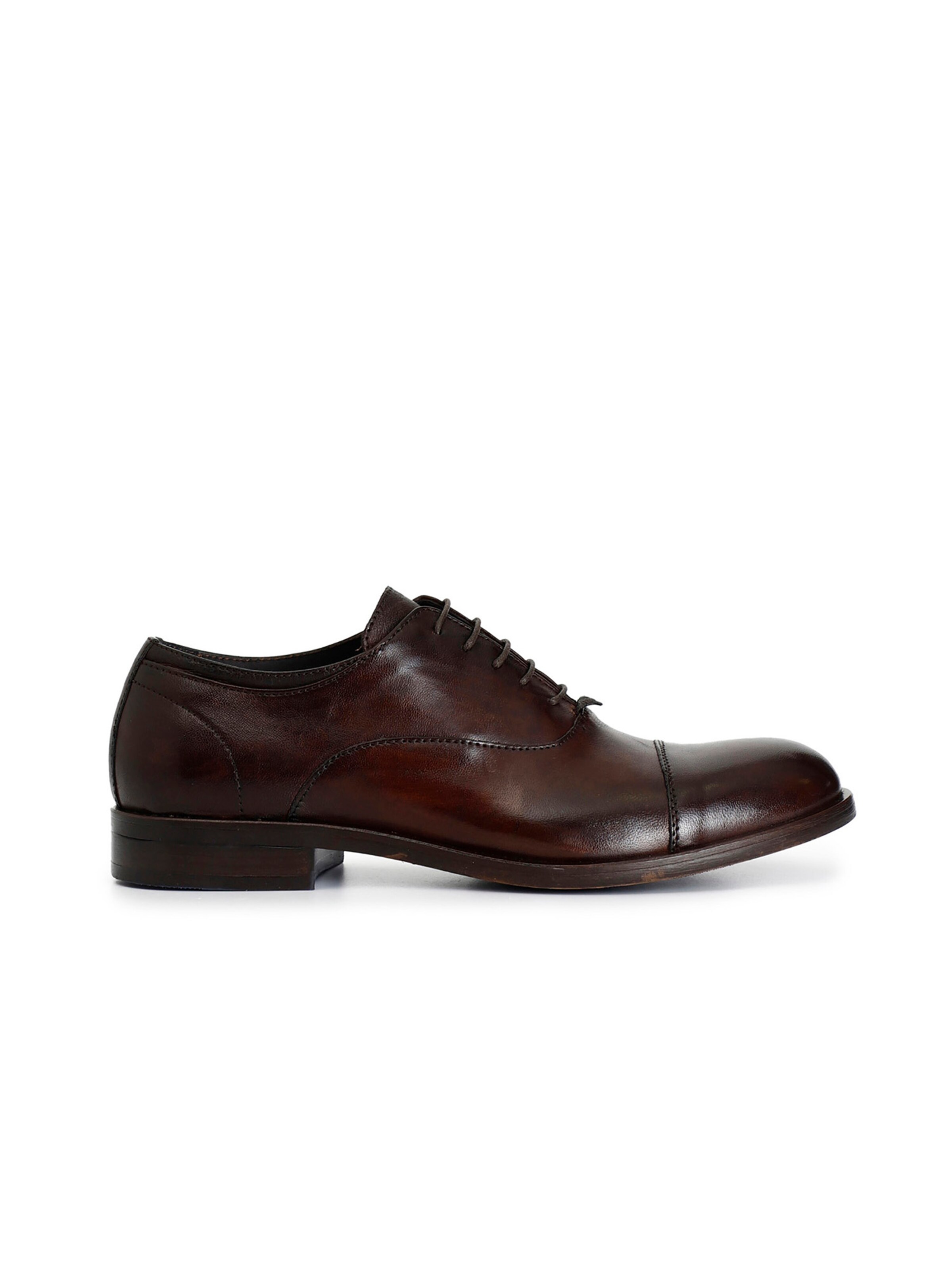 Scarpa stringata di CAFè NOIR in marrone