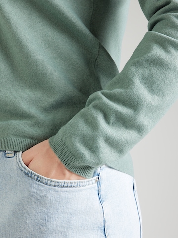 Geacă tricotată 'CARLOYAL' de la ONLY Carmakoma pe verde