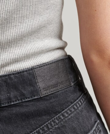 Superdry Regular Jeans in Grey