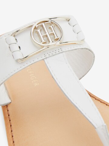 TOMMY HILFIGER Zehentrenner in Beige