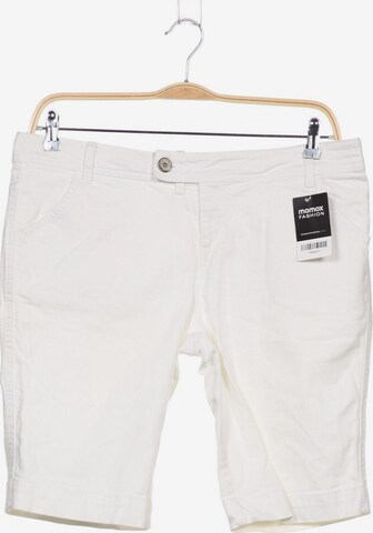 s.Oliver Shorts in XXXL in White: front