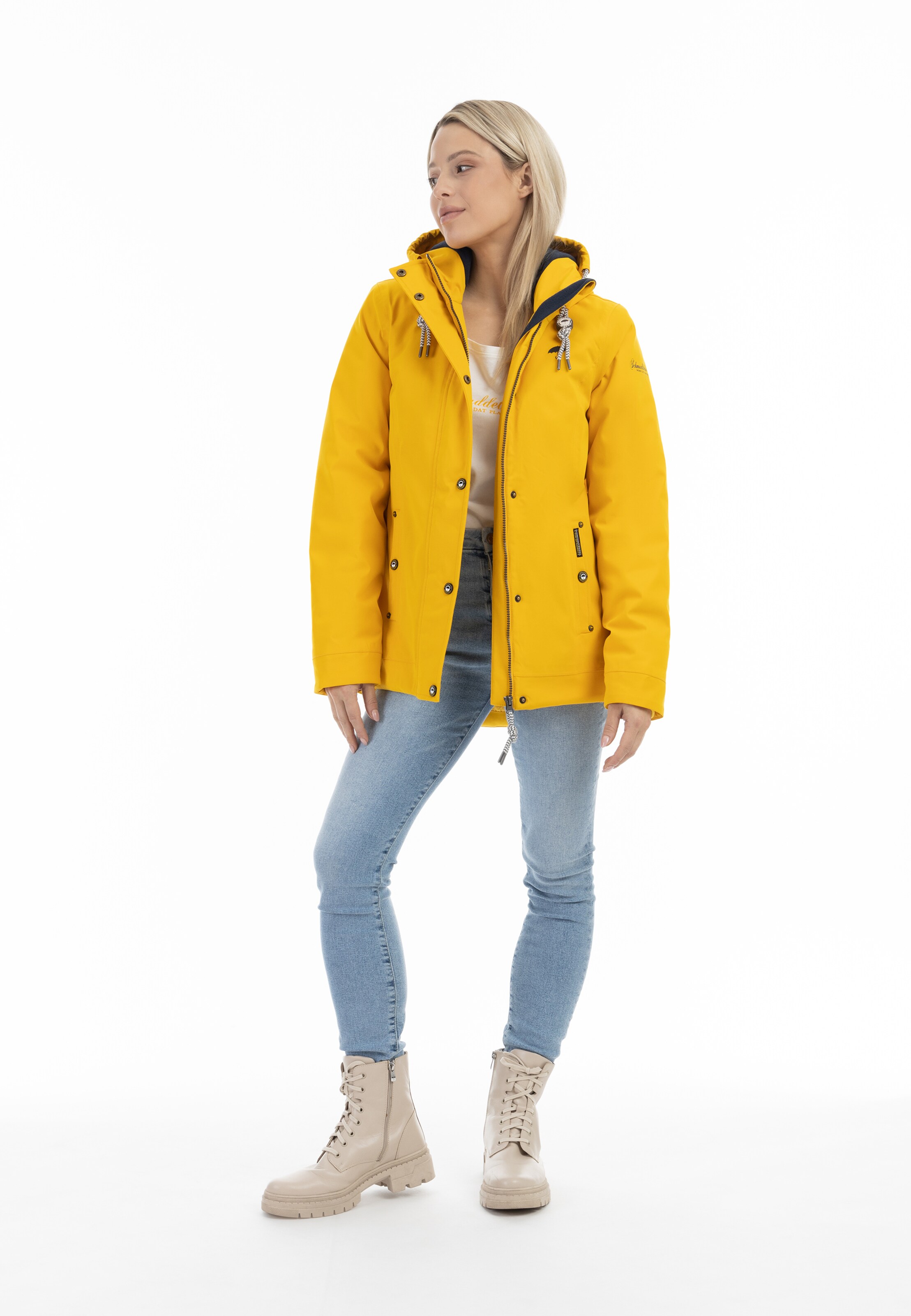 Giacca funzionale di Schmuddelwedda in giallo