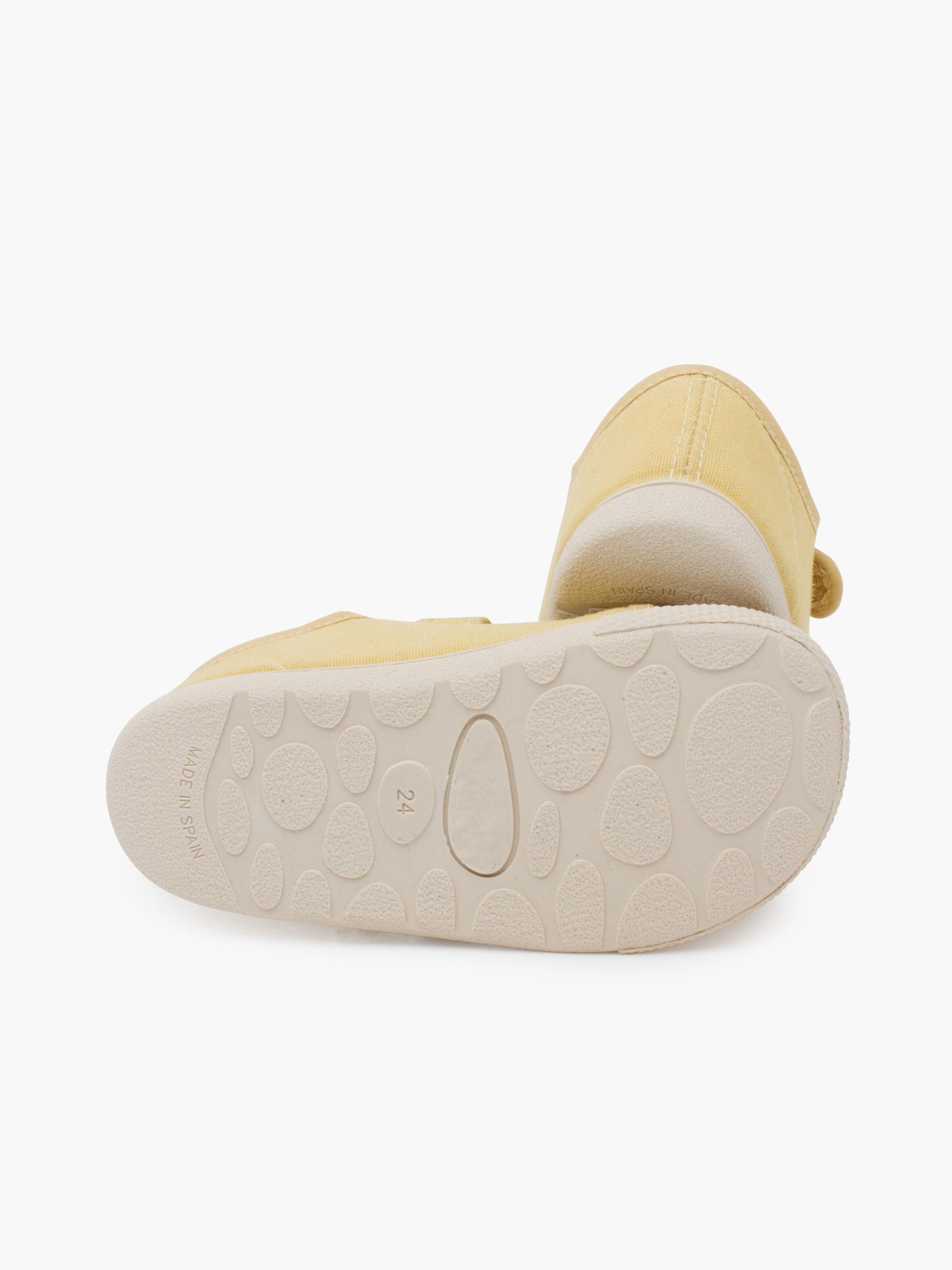 Pisamonas Trainers in Yellow