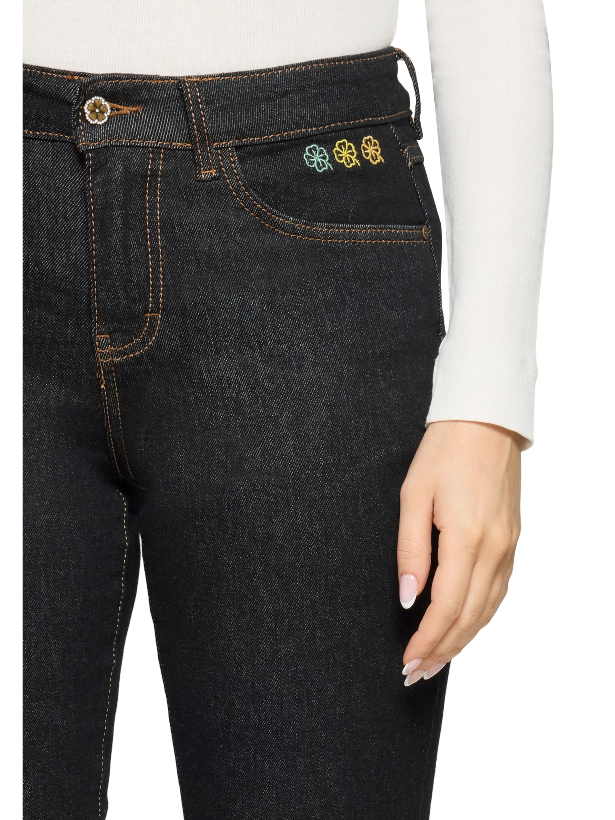 Regular Jean Cartoon en noir