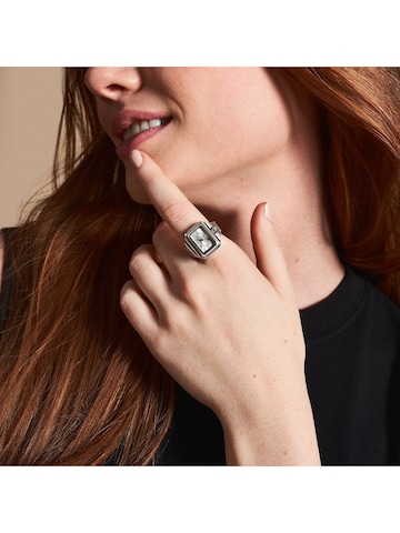 FOSSIL Ringuhr in Silber: Vorderseite