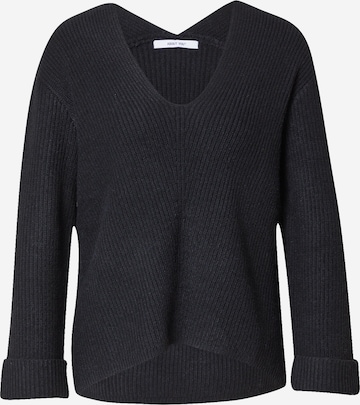 ABOUT YOU Sweater 'Tamara' in Black: front