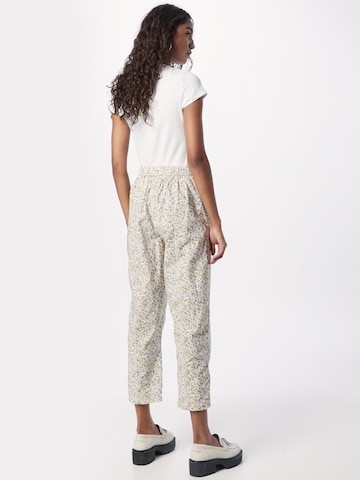 Lollys Laundry Regular Pleat-front trousers 'Maisie' in Yellow