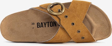 Bayton - Sapato aberto em castanho