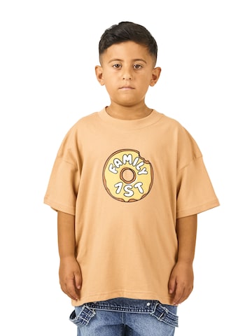 FAMILY 1ST FAMILY 4EVER Shirt 'Inner Circle' in Braun