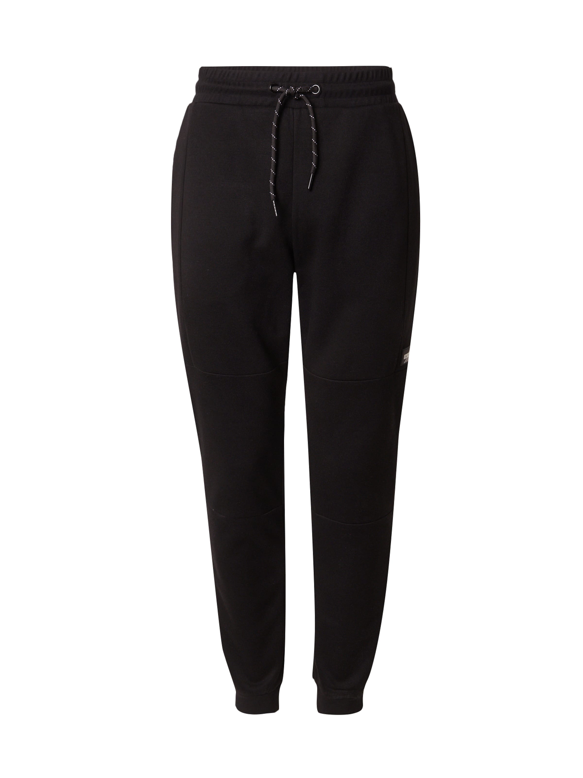 Tapered Pantaloni 'ONSLiam' di Only & Sons in nero: frontale