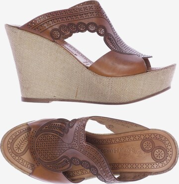 RALPH HARRISON Sandals & High-Heeled Sandals in 38 in Brown: front