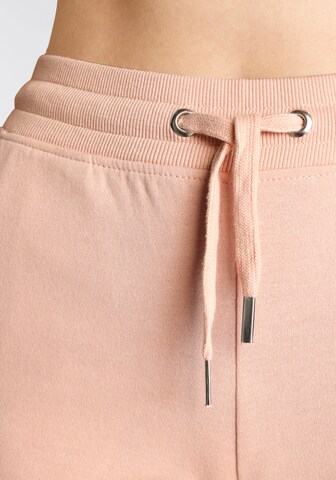 H.I.S Slimfit Shorts in Pink