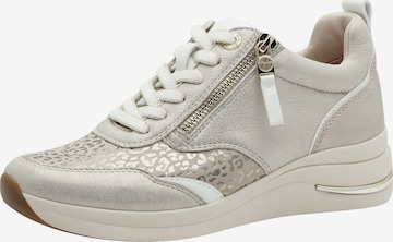 Baskets basses Tamaris en beige : devant