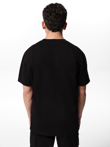 ABOUT YOU x Jaime Lorente - Camisa 'Danilo' em preto