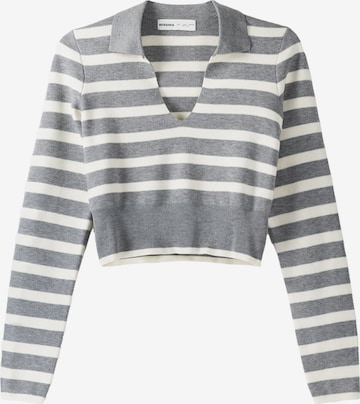 Bershka Sweater in Grey: front