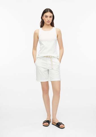 s.Oliver Regular Trousers in White: front