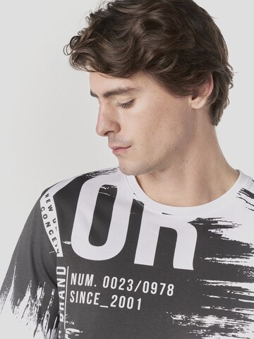 KOROSHI T-shirt i vit