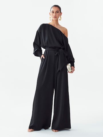 Willa Jumpsuit 'Diara' in Schwarz: Vorderseite