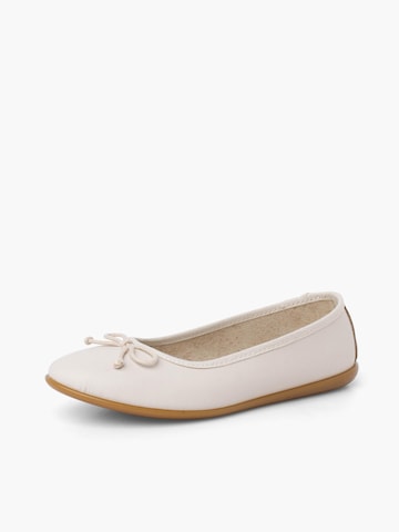 Pisamonas - Bailarina en beige: frente
