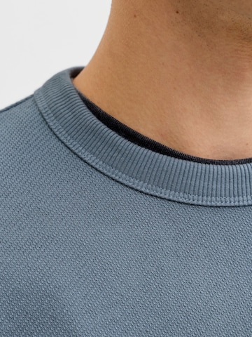 JACK & JONES Sweatshirt in Blauw