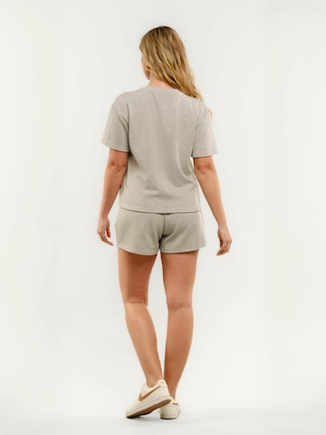 Maglietta 'Henny' di Liberte Essentiel in grigio