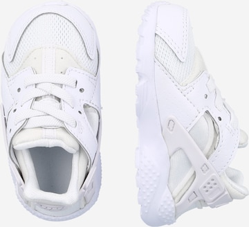 Nike Sportswear Sneakers 'Huarache Run' in White