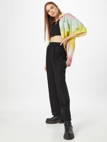 Wide Leg Pantalon Monki en noir