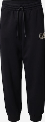 EA7 Emporio Armani Tapered Housut 'TRAIN VISIBILITY' värissä musta: etupuoli