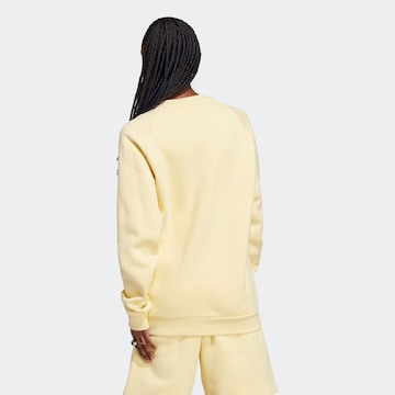 Sweat-shirt 'Essential' ADIDAS ORIGINALS en jaune