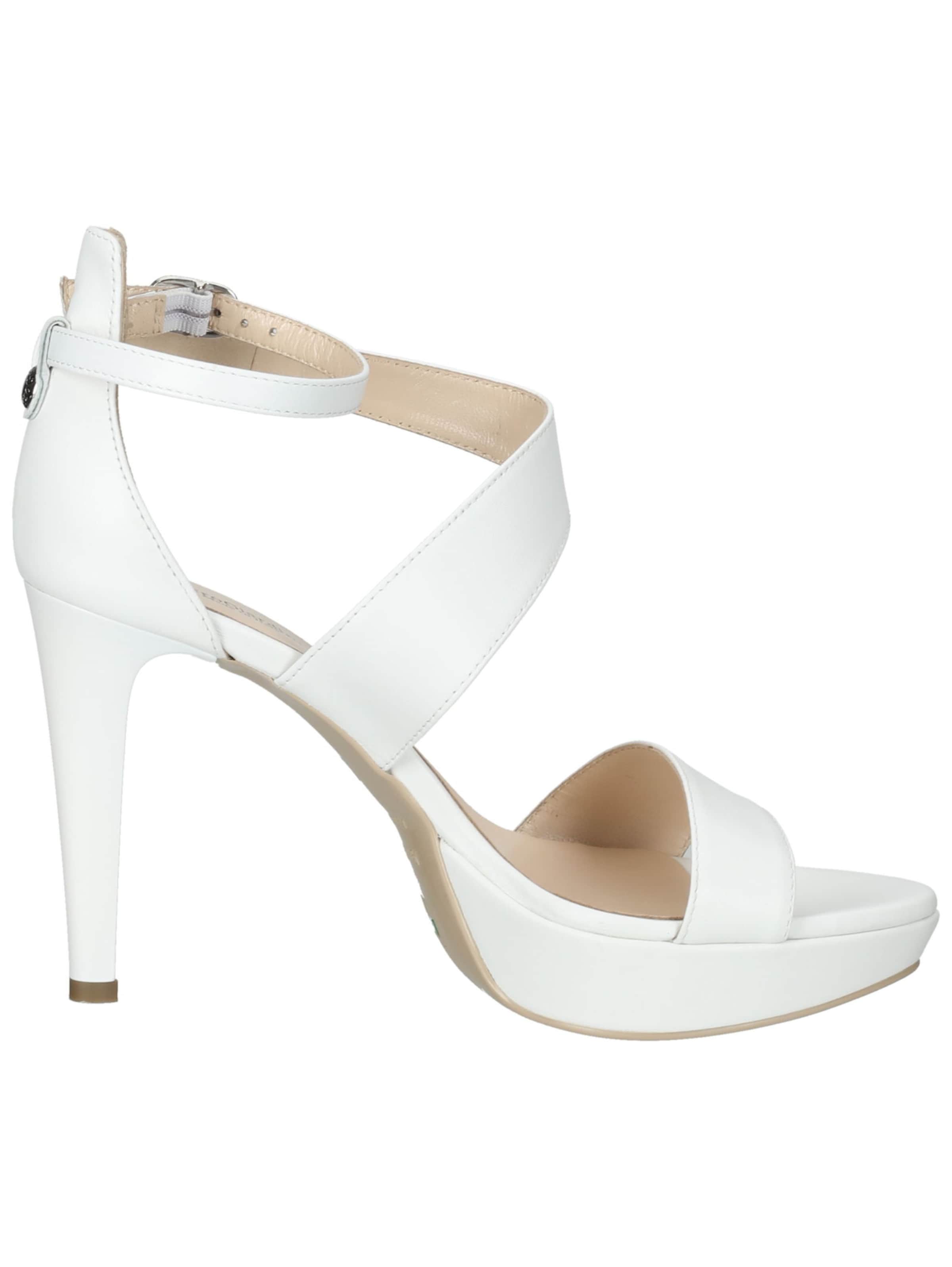 Nero Giardini Strap sandal in White