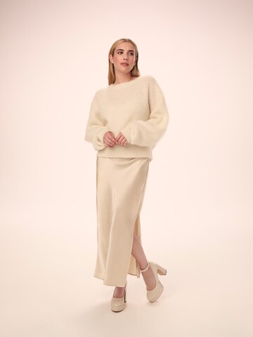 Daahls by Emma Roberts exclusively for ABOUT YOU - Jersey 'Finja' en blanco
