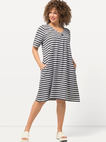 Robe Ulla Popken en gris