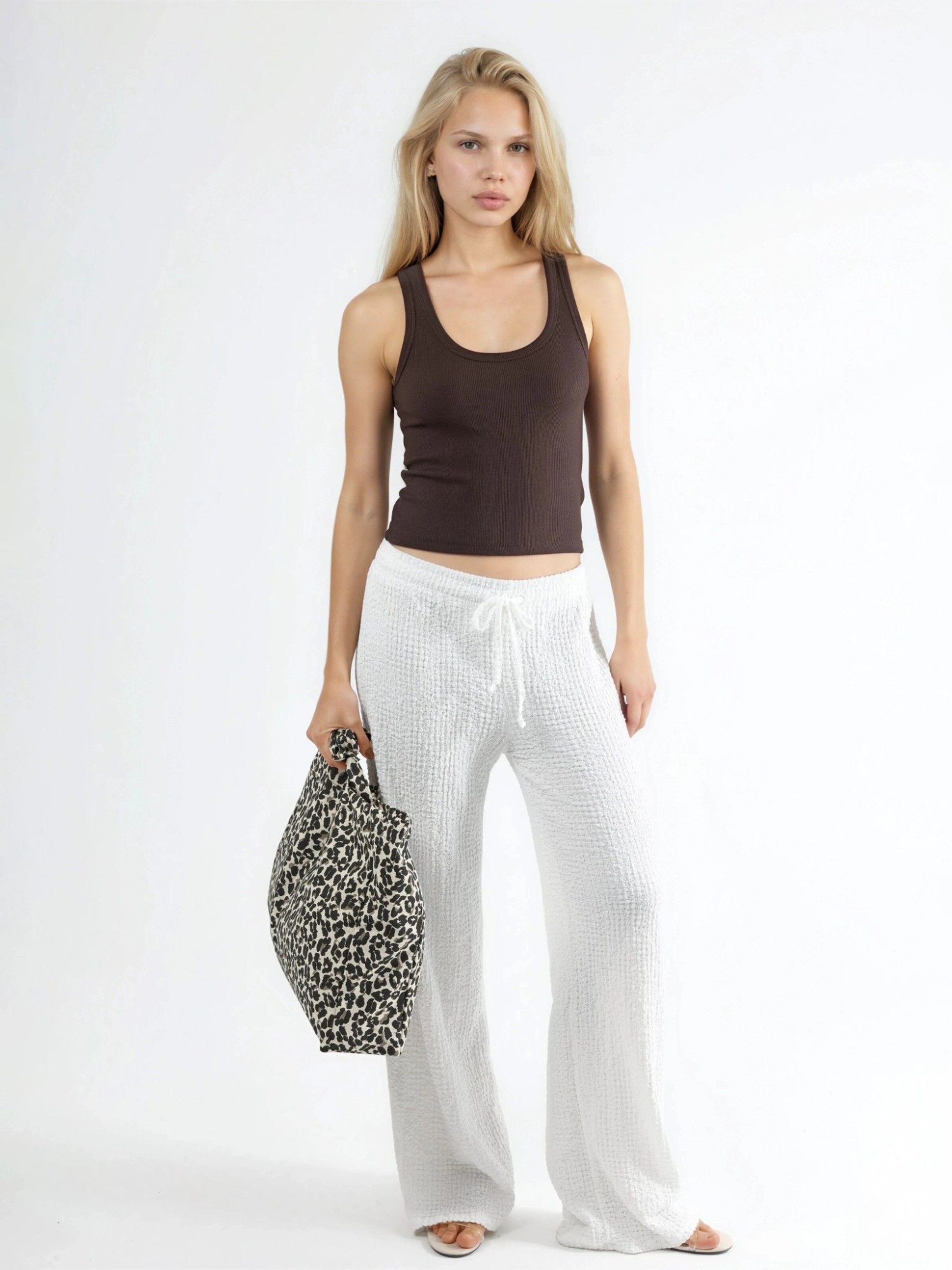 Busem Top in Brown