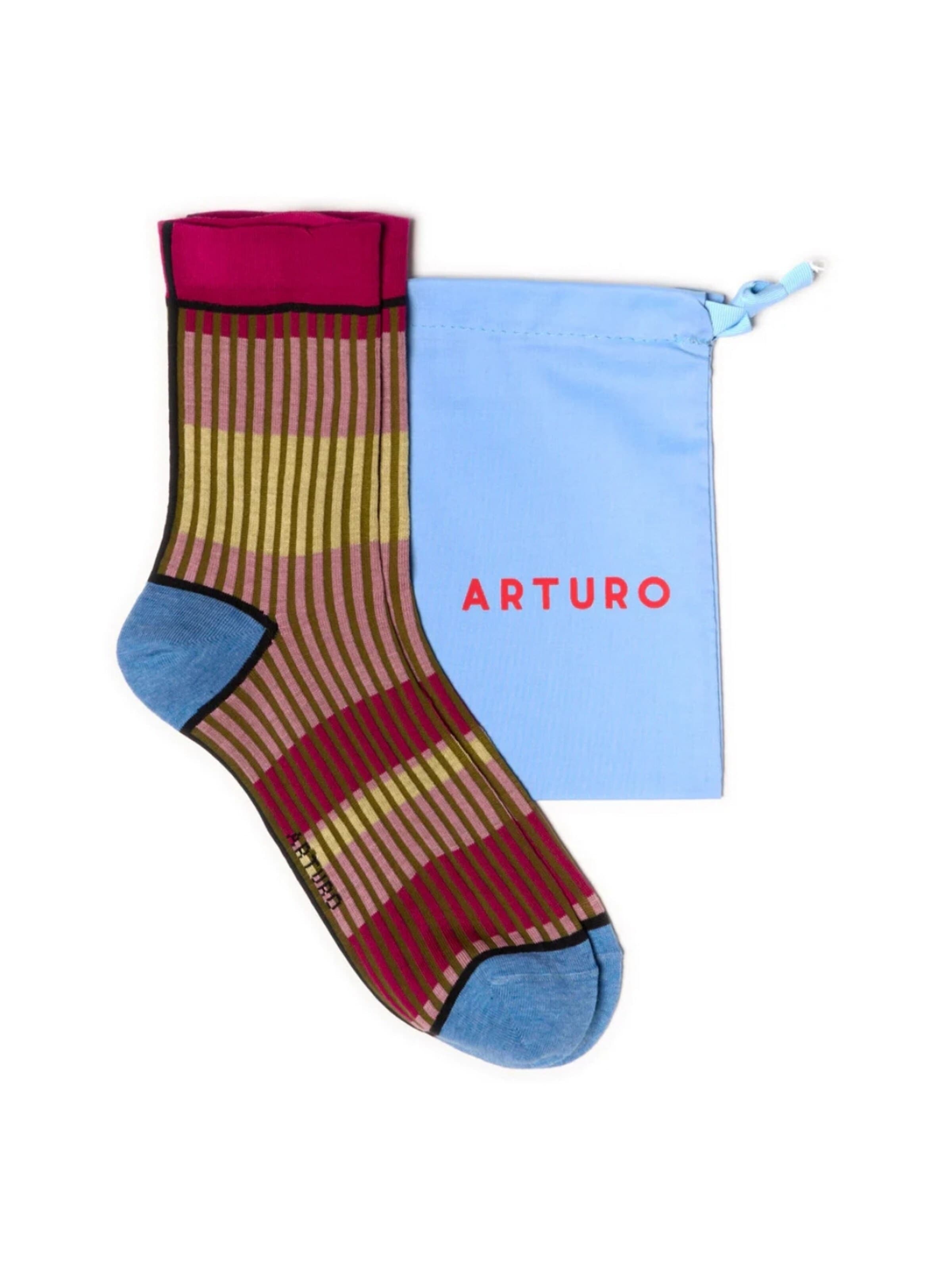 Calzino di Arturo in lilla: frontale