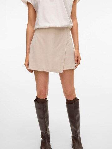 VERO MODA Loose fit Trousers in Beige