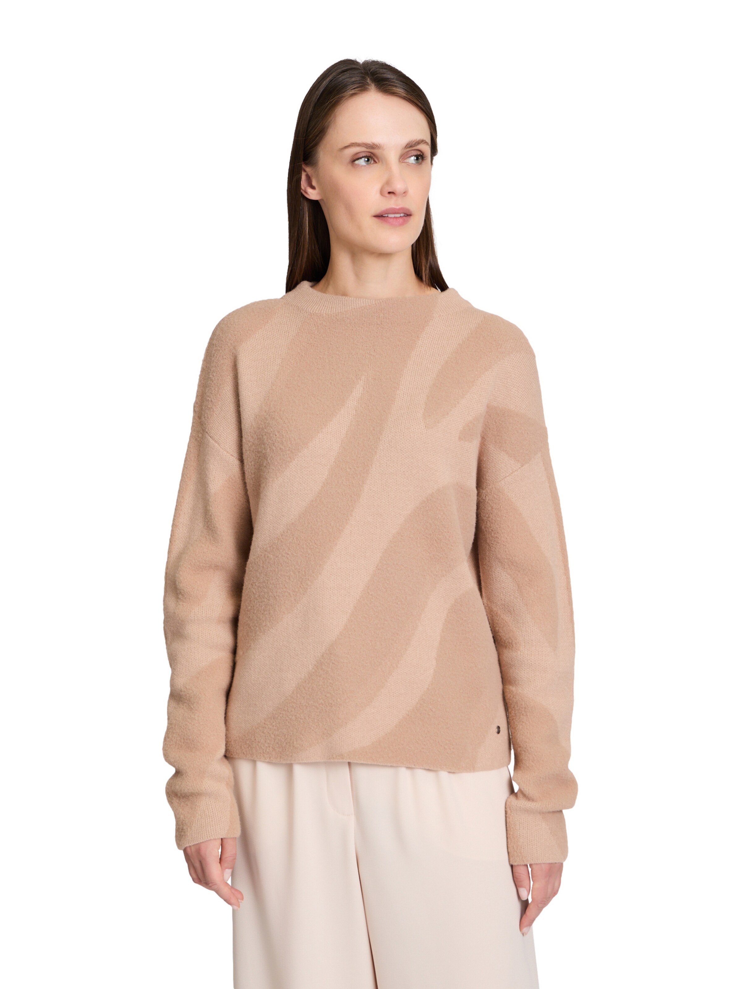Betty & Co Sweater in Brown: front
