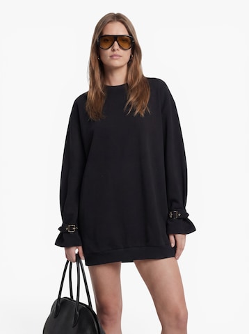 Hoermanseder Dress in Black: front