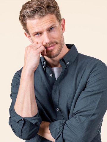 Living Crafts Comfort fit Button Up Shirt 'ROB' in Blue