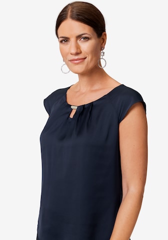 Select By Hermann Lange Blouse in Blue: front