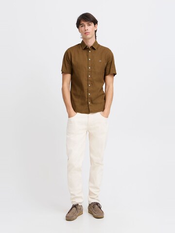 Regular fit Camicia ' CFAksel ' di Casual Friday in marrone