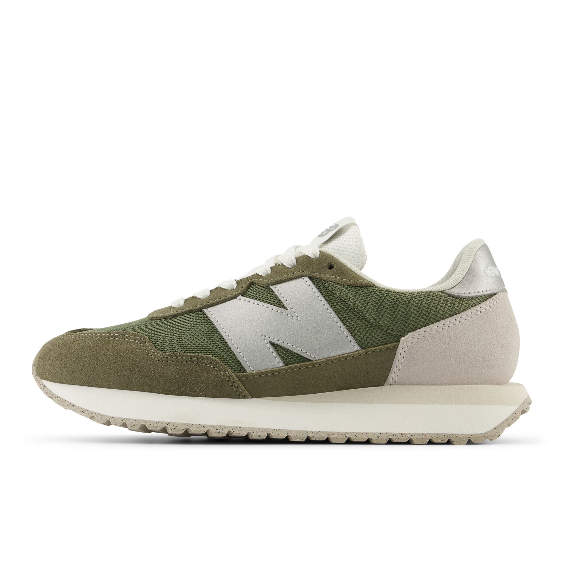 new balance Sneaker '237' in Grün