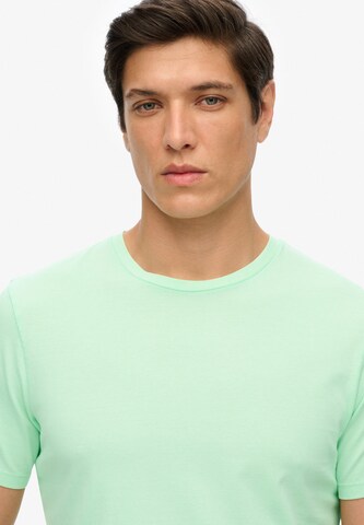 T-Shirt 'Essential' Superdry en vert